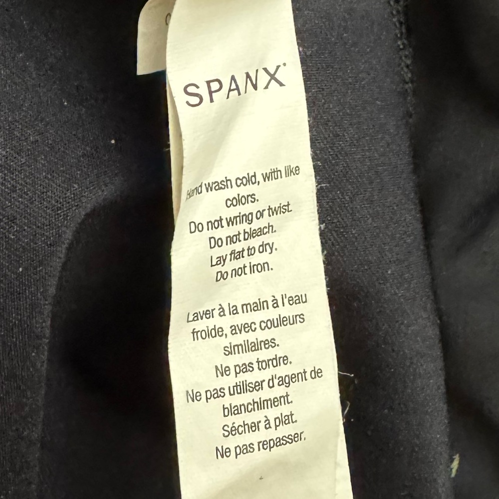 SPANX Black Boostie Tankini Swim Top with Underwire Support - Picture 6 of 6